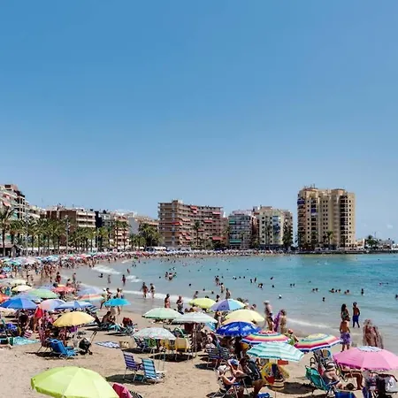 Apartment Ramon Gallud 204 *