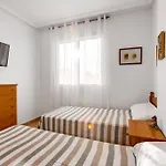 Ramon Gallud 204 아파트 *